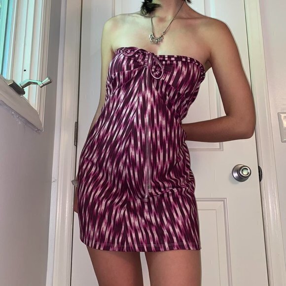 NEW Eddie Bauer Aster Strapless Dress Size M Halter Neck‎ Strap Athletic CRANBRY - Picture 1 of 9